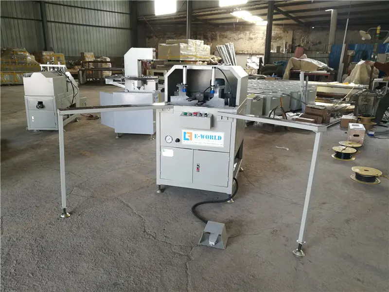 Automatic Corner Cleaning Machine09954