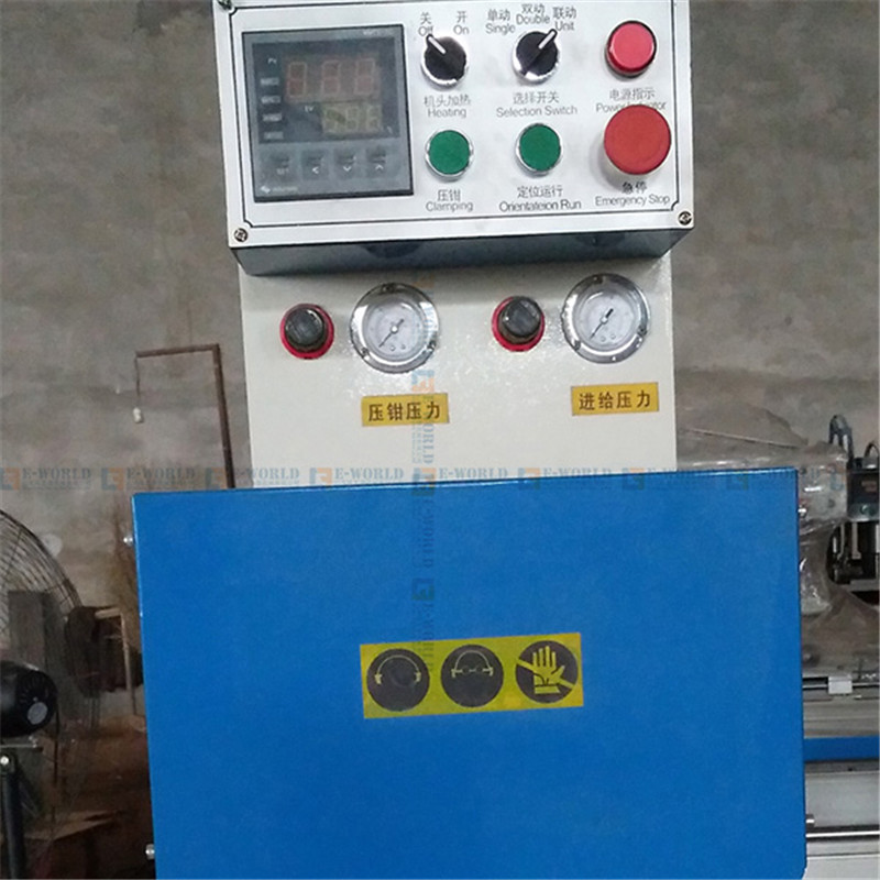 Double Head Seamless Welding Machine05.jpg
