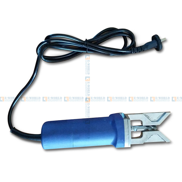 Portable corner cleaning machine for cleaning p...