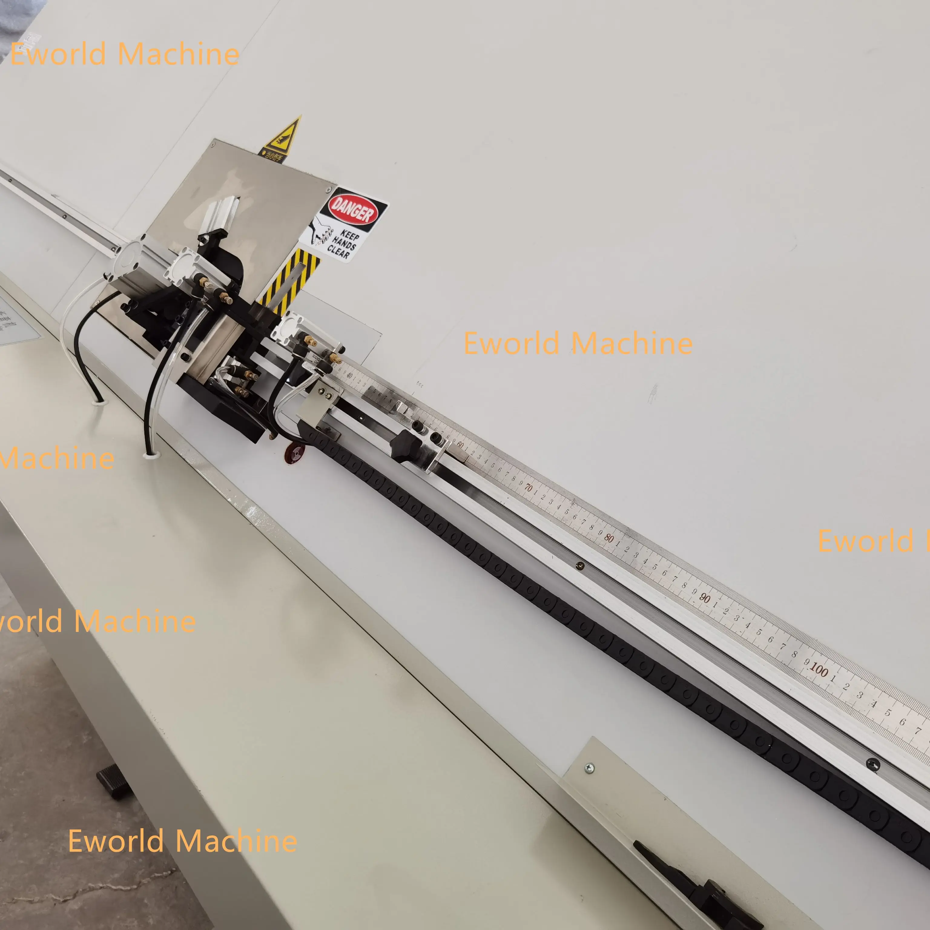 aluminum spacer bending machine (7).jpg